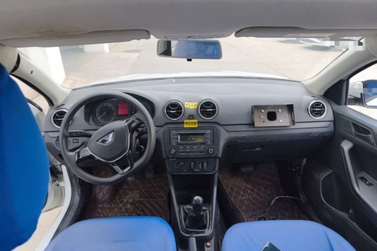 Used Jetta VA3 2019 1.5L Manual Entry-Level Version Center Console