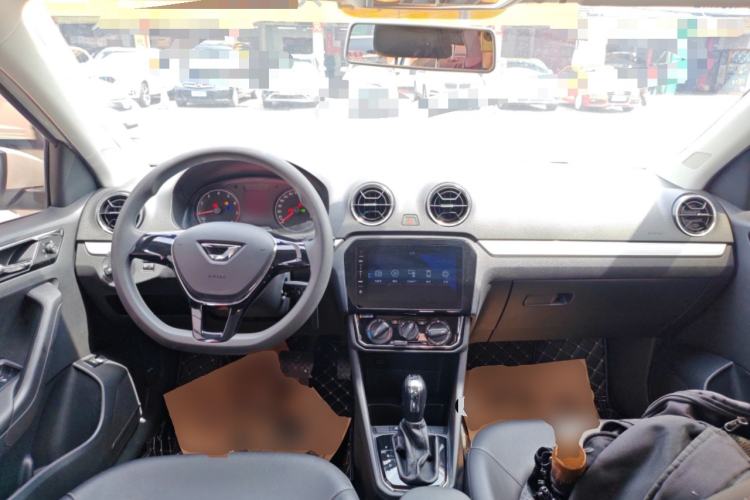 Used Jetta VA3 2019 1.5L Automatic Enjoyment Edition Center Console
