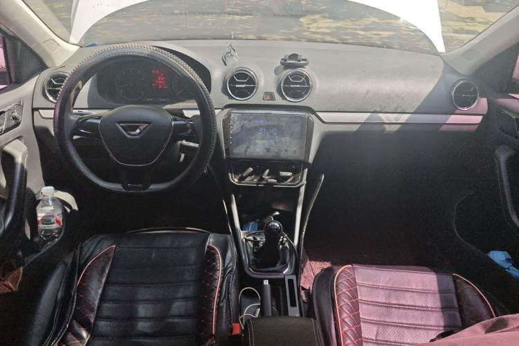 Used Jetta VA3 2019 1.5L Manual Enjoyment Edition Center Console