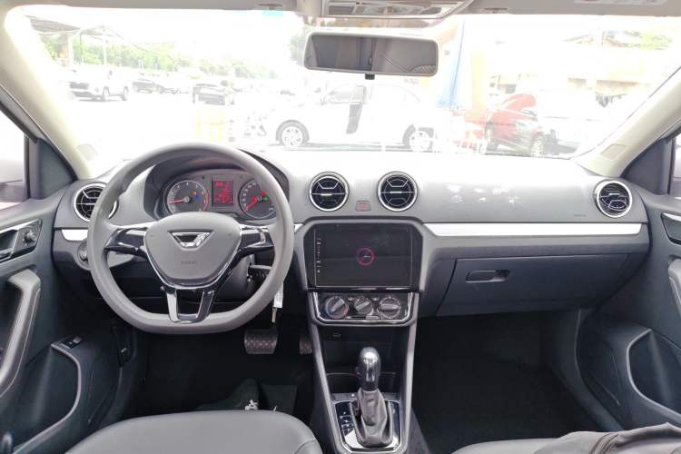 Used Jetta VA3 2019 1.5L Automatic Enjoyment Edition Center Console