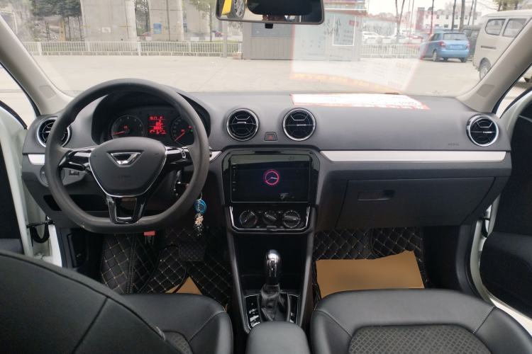Used Jetta VA3 2019 1.5L Automatic Enjoyment Edition Center Console