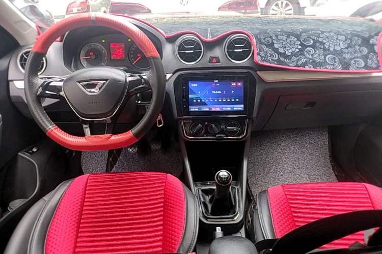 Used Jetta VA3 2019 1.5L Manual Enjoyment Edition Center Console