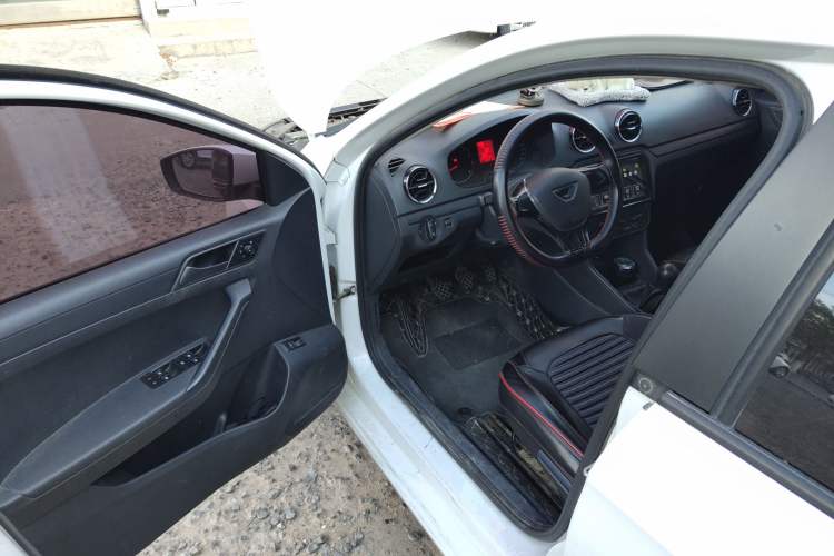 Used Jetta VA3 2019 1.5L Manual Entry-Level Version Driver Seat