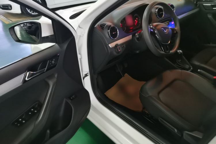 Used Jetta VA3 2019 1.5L Automatic Enjoyment Edition Driver Seat