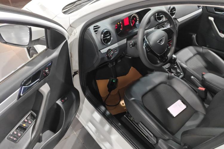Used Jetta VA3 2019 1.5L Automatic Enjoyment Edition Driver Seat