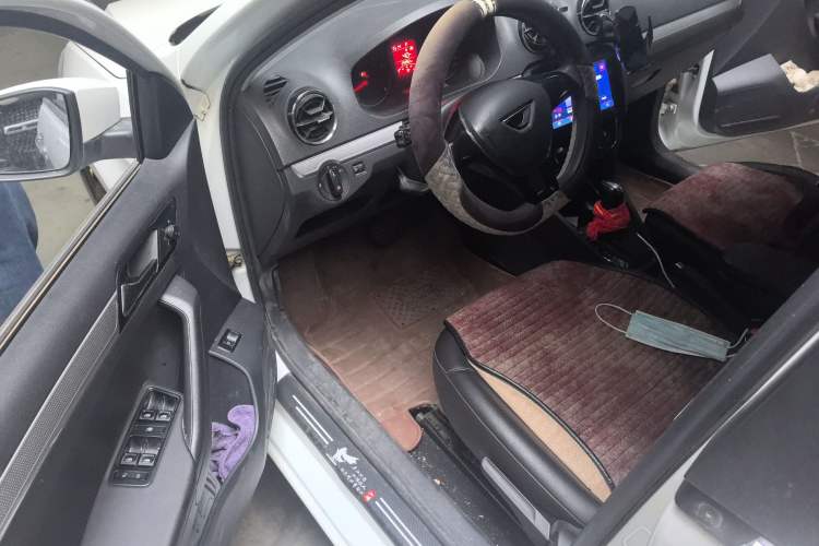 Used Jetta VA3 2019 1.5L Automatic Enjoyment Edition Driver Seat