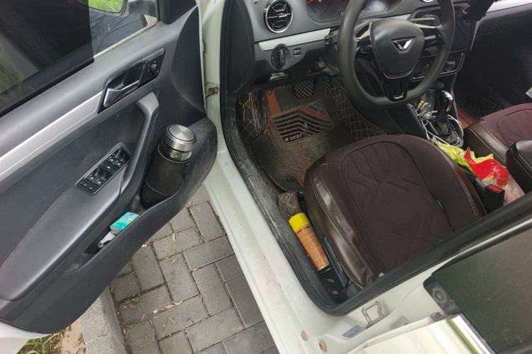 Used Jetta VA3 2019 1.5L Automatic Enjoyment Edition Driver Seat