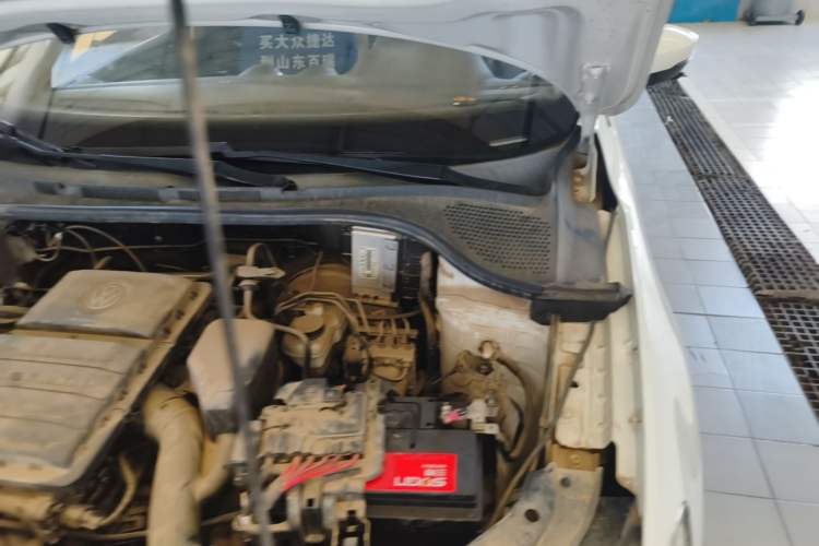 Used Jetta VA3 2019 1.5L Manual Entry-Level Version Engine Bay Left
