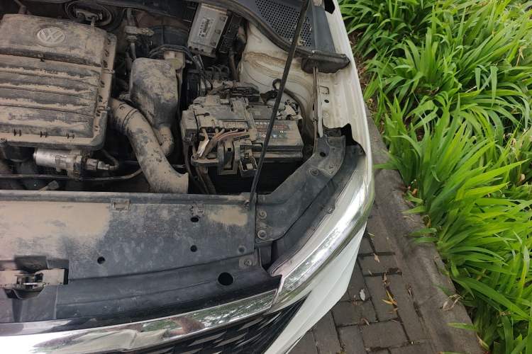 Used Jetta VA3 2019 1.5L Automatic Enjoyment Edition Engine Bay Left