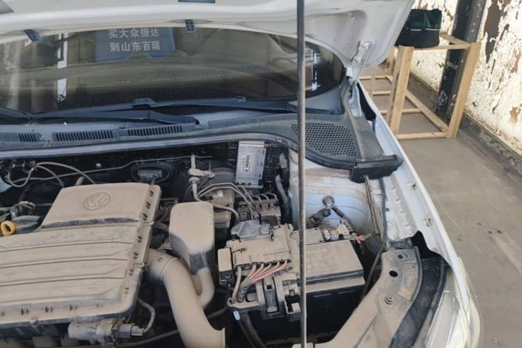 Used Jetta VA3 2019 1.5L Manual Entry-Level Version Engine Bay Left
