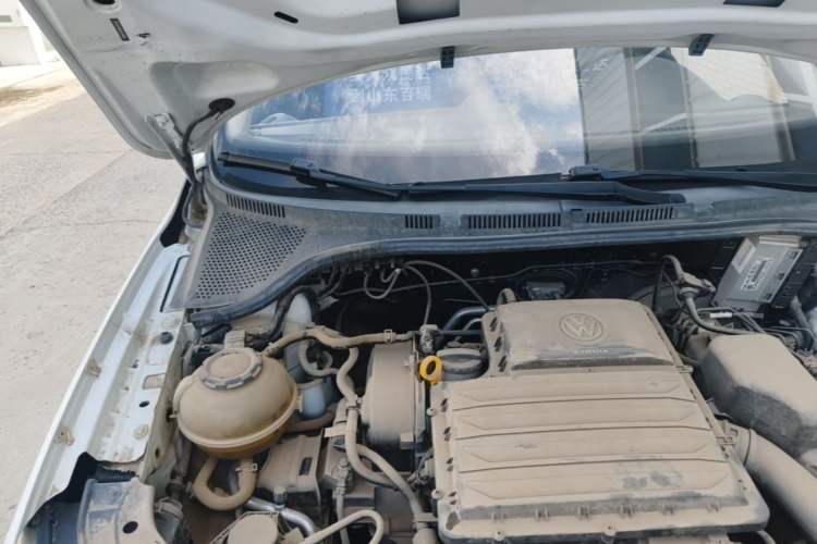 Used Jetta VA3 2019 1.5L Manual Entry-Level Version Engine Bay Right