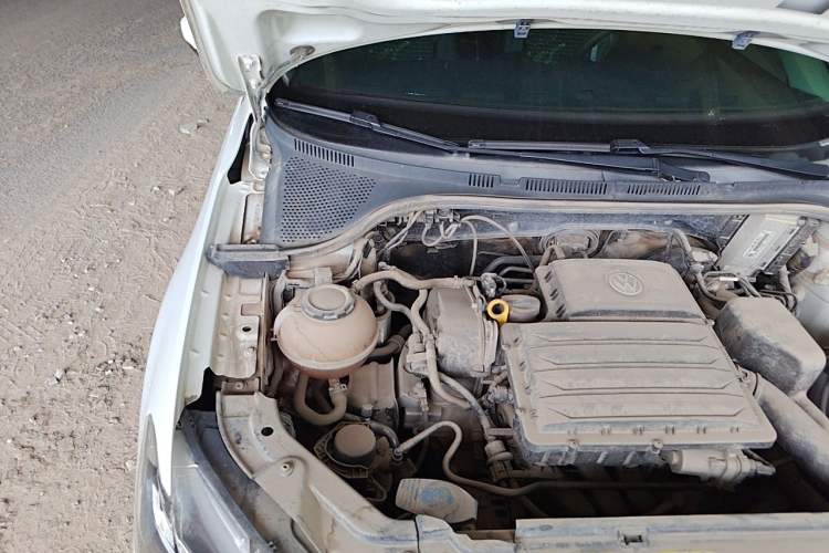 Used Jetta VA3 2019 1.5L Manual Entry-Level Version Engine Bay Right