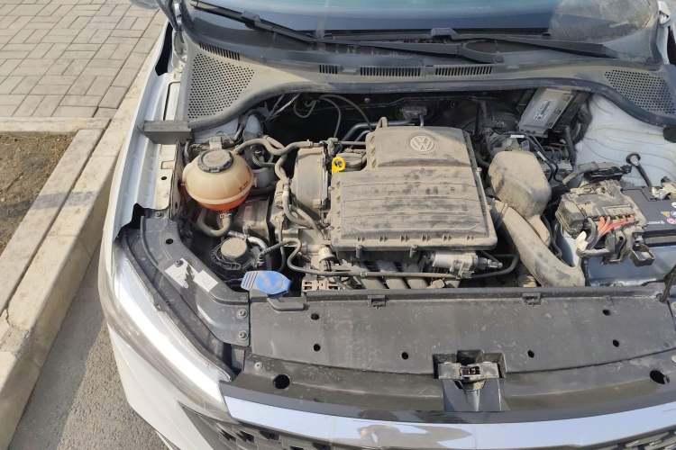 Used Jetta VA3 2019 1.5L Automatic Enjoyment Edition Engine Bay Right