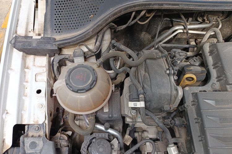 Used Jetta VA3 2019 1.5L Automatic Enjoyment Edition Engine Bay Right