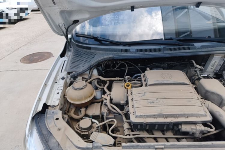 Used Jetta VA3 2019 1.5L Manual Entry-Level Version Engine Bay Right