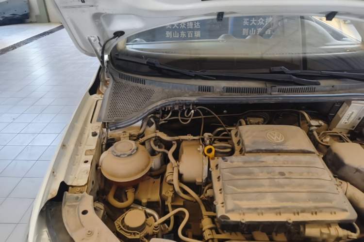 Used Jetta VA3 2019 1.5L Manual Entry-Level Version Engine Bay Right