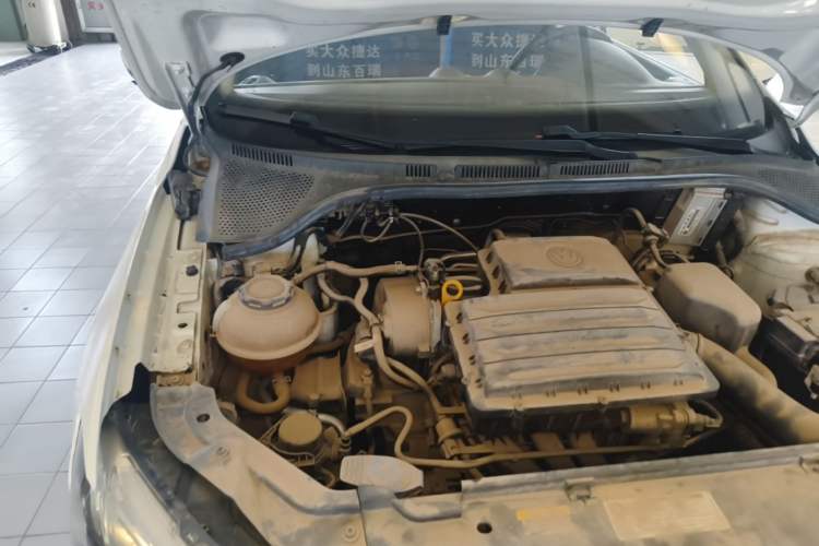 Used Jetta VA3 2019 1.5L Manual Entry-Level Version Engine Bay Right