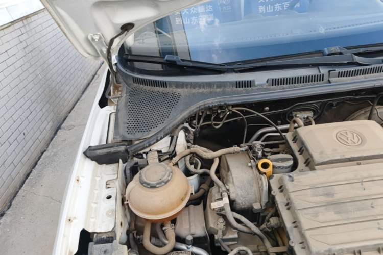 Used Jetta VA3 2019 1.5L Manual Entry-Level Version Engine Bay Right