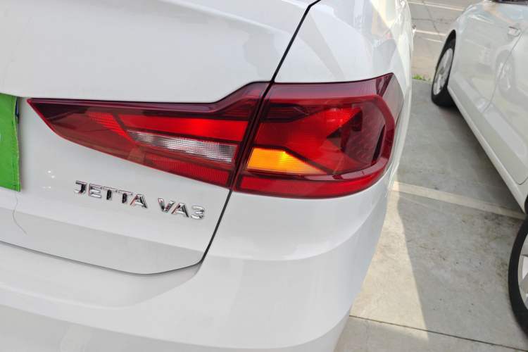 Used Jetta VA3 2019 1.5L Automatic Enjoyment Edition Exterior 3