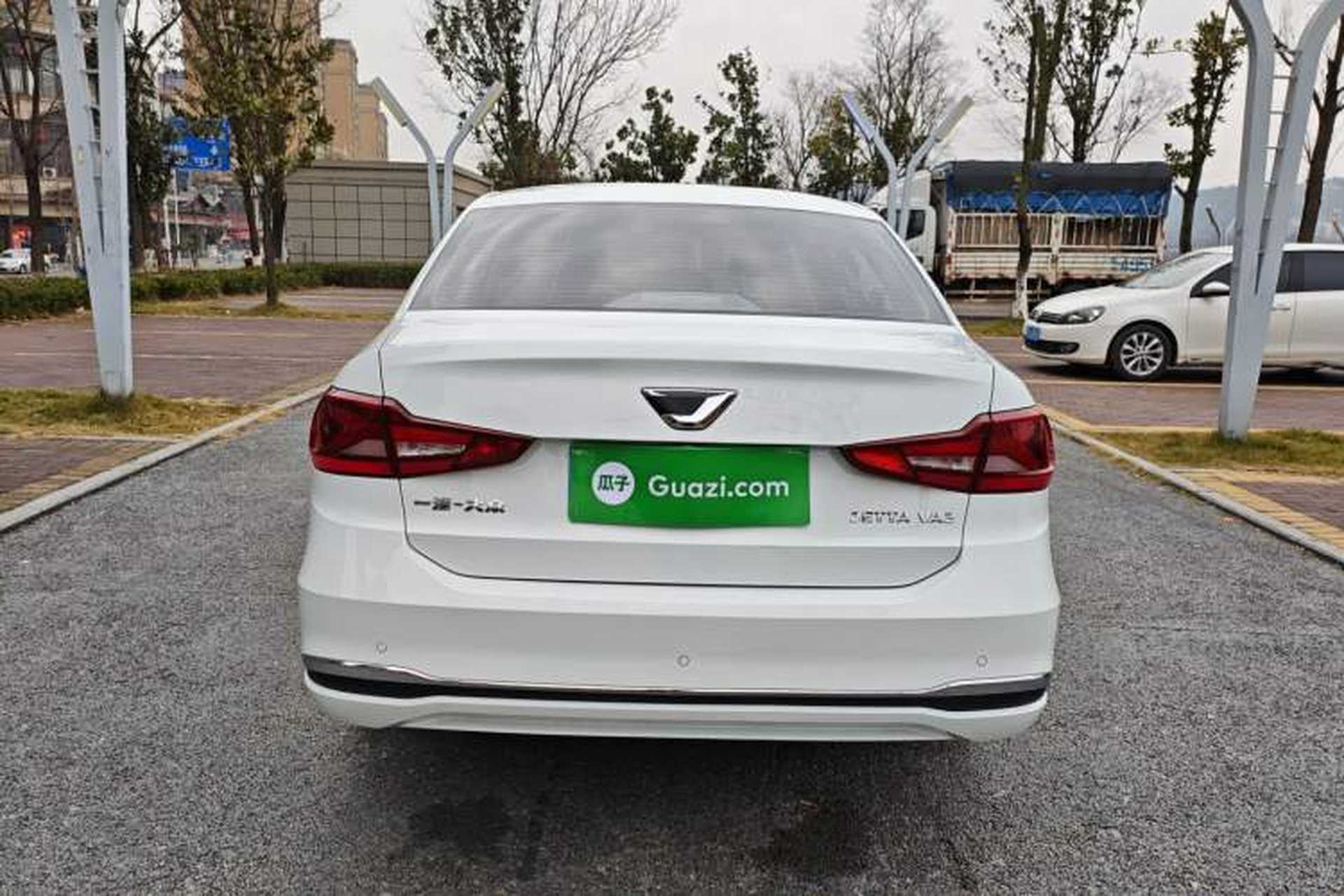 Used Jetta VA3 2019 1.5L Automatic Enjoyment Edition Exterior 4