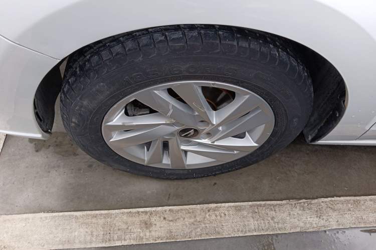 Used Jetta VA3 2019 1.5L Automatic Enjoyment Edition Exterior 4