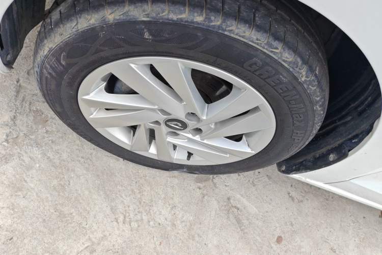 Used Jetta VA3 2019 1.5L Automatic Enjoyment Edition Exterior 4