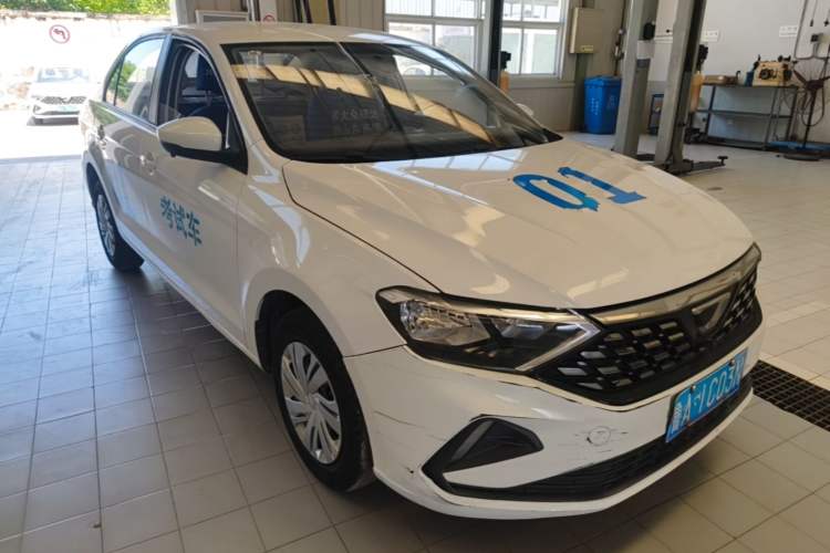 Used Jetta VA3 2019 1.5L Manual Entry-Level Version Front Right 45 Deg