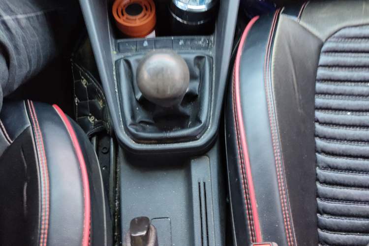 Used Jetta VA3 2019 1.5L Manual Entry-Level Version Gear Lever