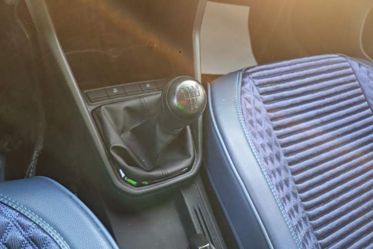 Used Jetta VA3 2019 1.5L Manual Entry-Level Version Gear Lever