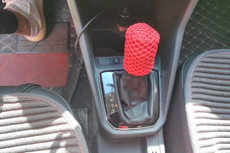 Used Jetta VA3 2019 1.5L Automatic Enjoyment Edition Gear Lever