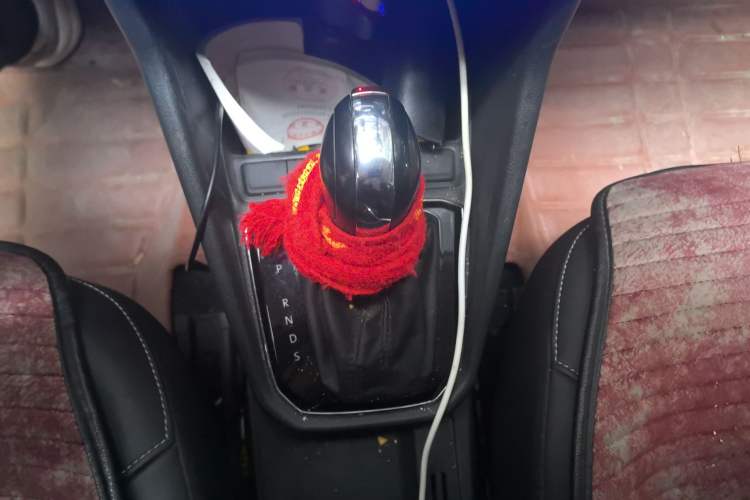 Used Jetta VA3 2019 1.5L Automatic Enjoyment Edition Gear Lever