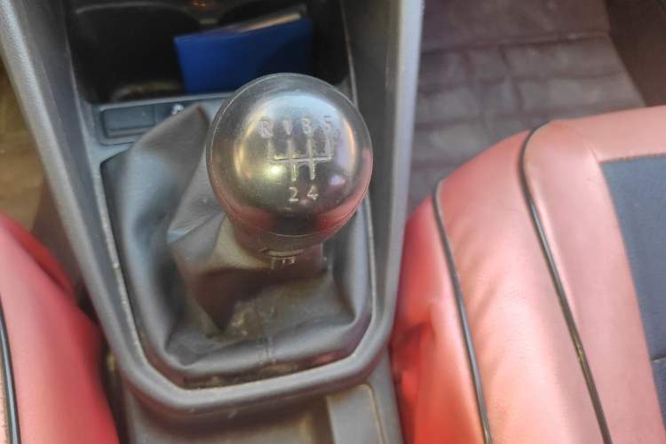Used Jetta VA3 2019 1.5L Manual Entry-Level Version Gear Lever