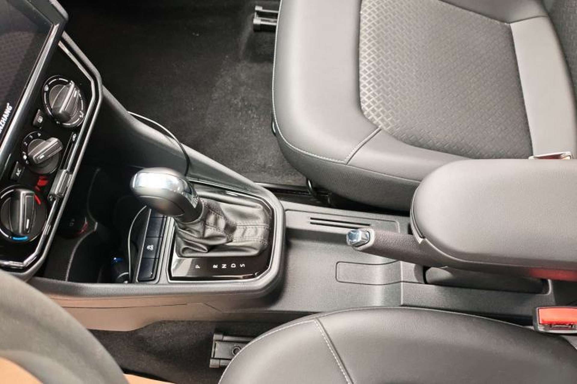 Used Jetta VA3 2019 1.5L Automatic Enjoyment Edition Interior 1