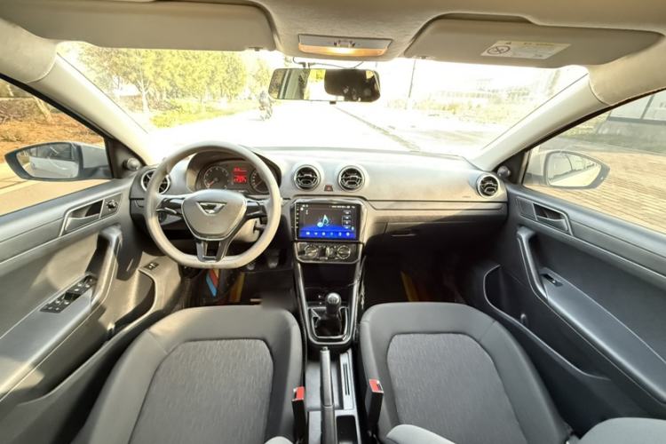 Used Jetta VA3 2019 1.5L Manual Entry-Level Version Interior 1