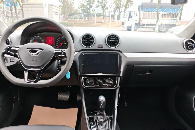 Used Jetta VA3 2019 1.5L Automatic Enjoyment Edition Interior 2