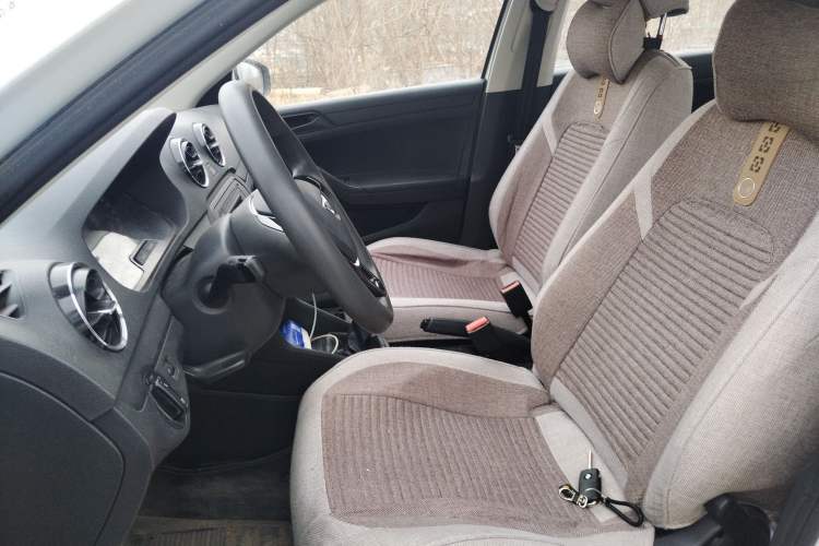 Used Jetta VA3 2019 1.5L Manual Entry-Level Version Left Front Seat