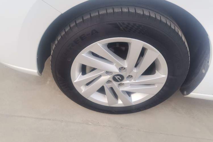 Used Jetta VA3 2019 1.5L Automatic Enjoyment Edition Left Front Wheel Hub