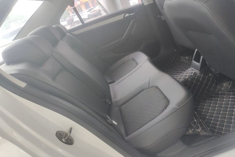 Used Jetta VA3 2019 1.5L Automatic Enjoyment Edition Left Rear Seat