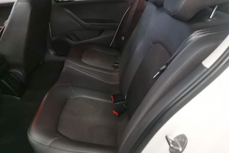 Used Jetta VA3 2019 1.5L Automatic Enjoyment Edition Left Rear Seat