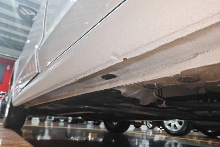 Used Jetta VA3 2019 1.5L Automatic Enjoyment Edition Left Side Sill