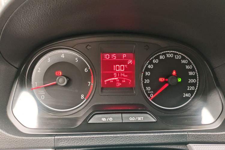 Used Jetta VA3 2019 1.5L Automatic Enjoyment Edition Odometer Close Up