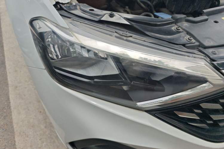 Used Jetta VA3 2019 1.5L Automatic Enjoyment Edition Right Front Headlight