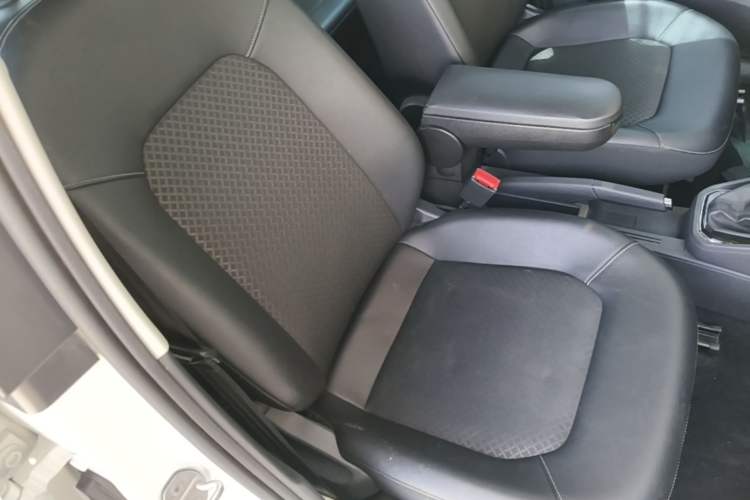 Used Jetta VA3 2019 1.5L Automatic Enjoyment Edition Right Front Seat