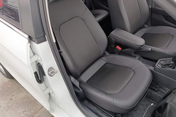 Used Jetta VA3 2019 1.5L Automatic Enjoyment Edition Right Front Seat
