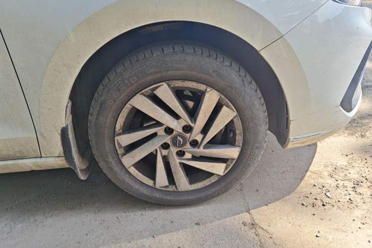 Used Jetta VA3 2019 1.5L Manual Enjoyment Edition Right Front Wheel Hub