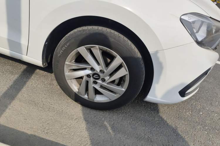 Used Jetta VA3 2019 1.5L Automatic Enjoyment Edition Right Front Wheel Hub