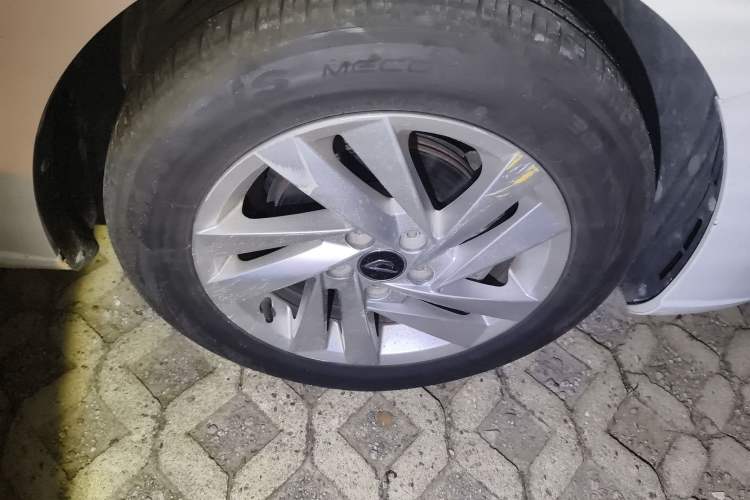 Used Jetta VA3 2019 1.5L Automatic Enjoyment Edition Right Front Wheel Hub