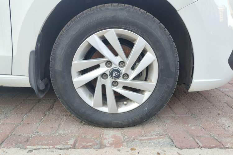 Used Jetta VA3 2019 1.5L Manual Entry-Level Version Right Front Wheel Hub