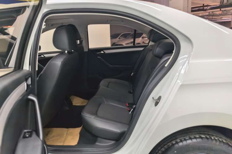 Used Jetta VA3 2019 1.5L Automatic Enjoyment Edition Right Rear Seat