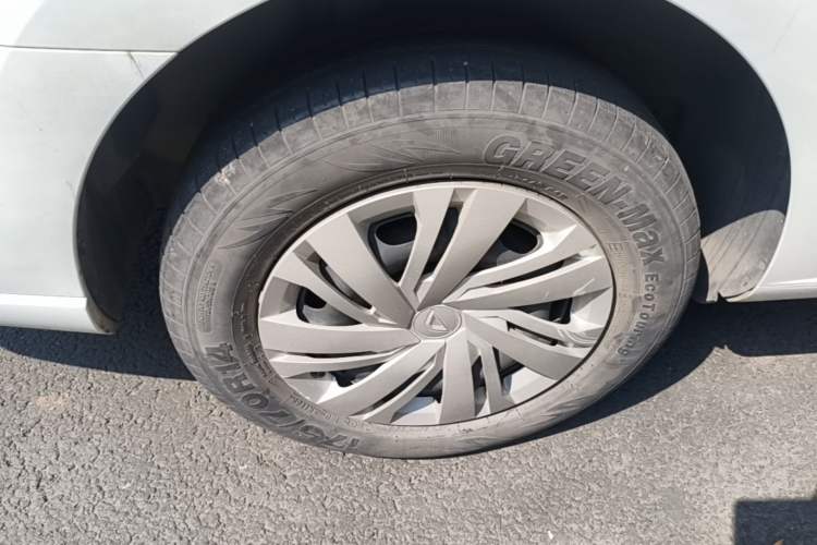Used Jetta VA3 2019 1.5L Manual Entry-Level Version Right Rear Wheel Hub